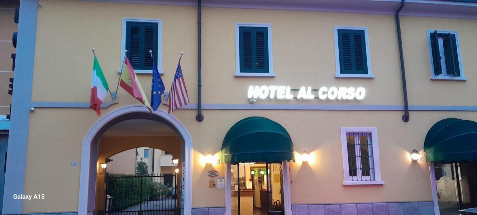 Hotel Al Corso Legnano Eksteriør billede
