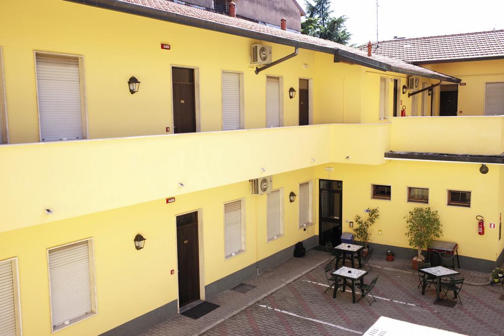 Hotel Al Corso Legnano Eksteriør billede